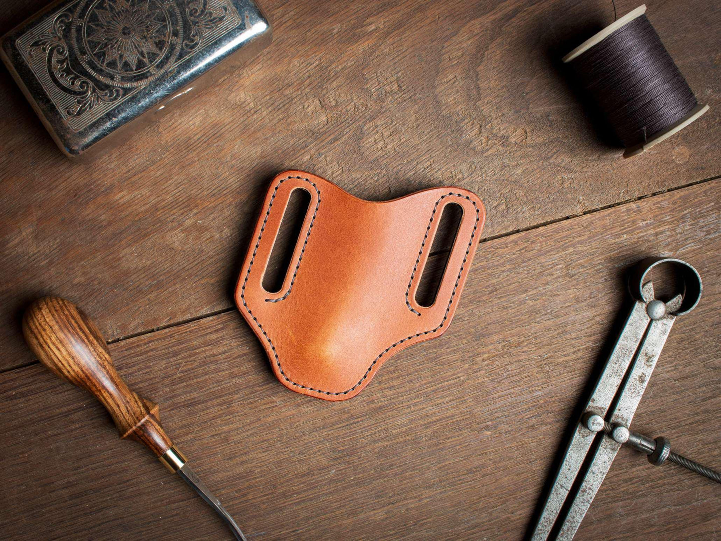 Fourreau en cuir pour couteau Laguiole pliant