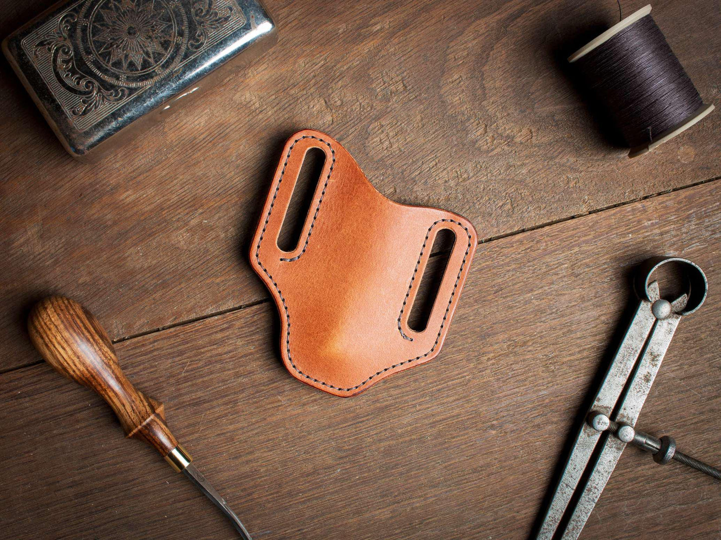 Fourreau en cuir pour couteau Laguiole pliant