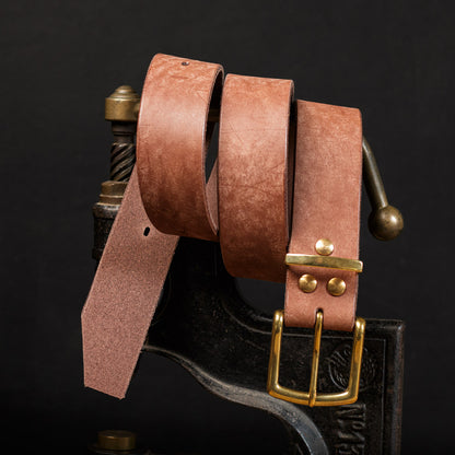 Ceinture 40mm en cuir de taureau Français, boucle et passant en laiton massif