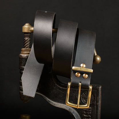 Ceinture 40mm en cuir de taureau Français, boucle et passant en laiton massif