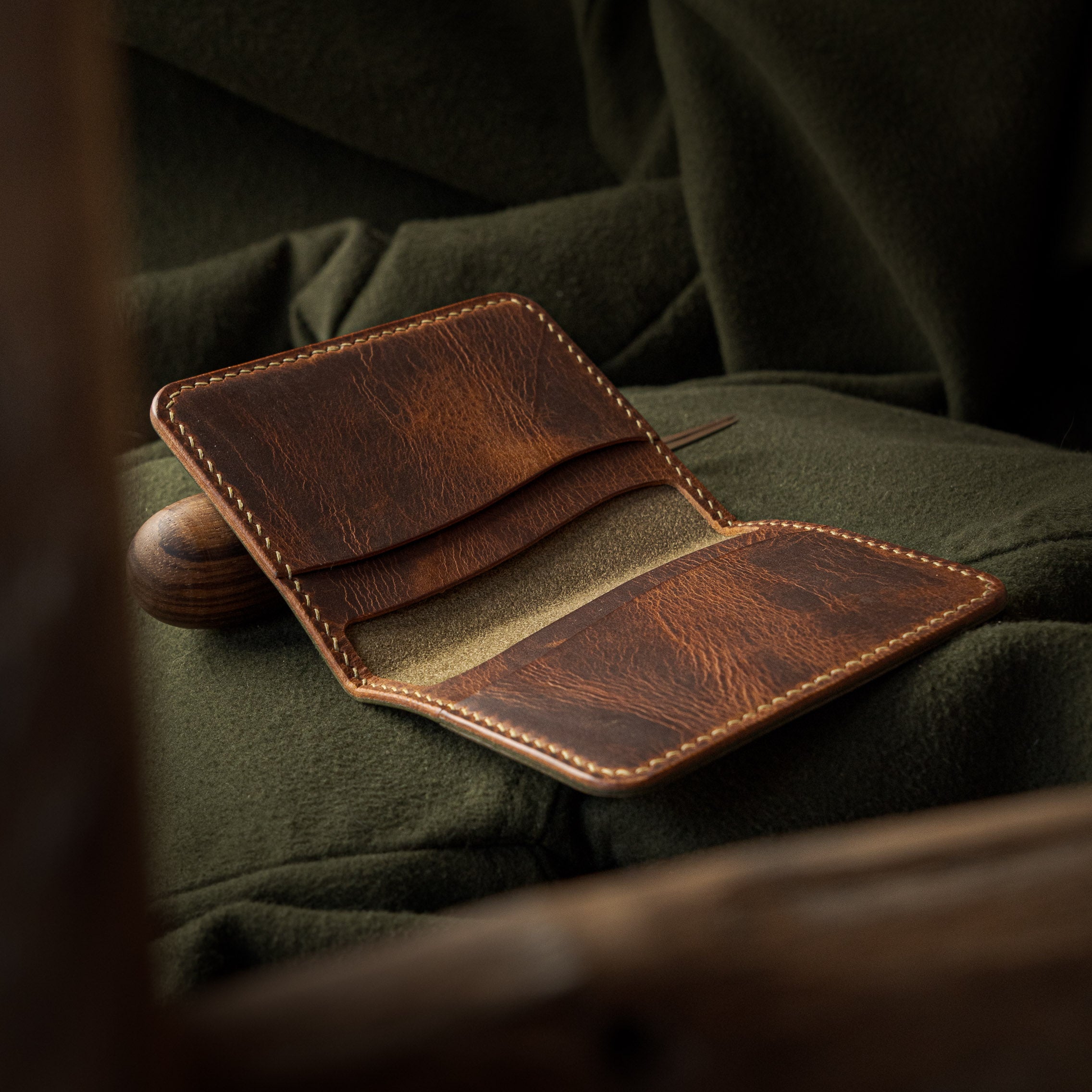 Porte-cartes Banquise - Vert olive & Cognac