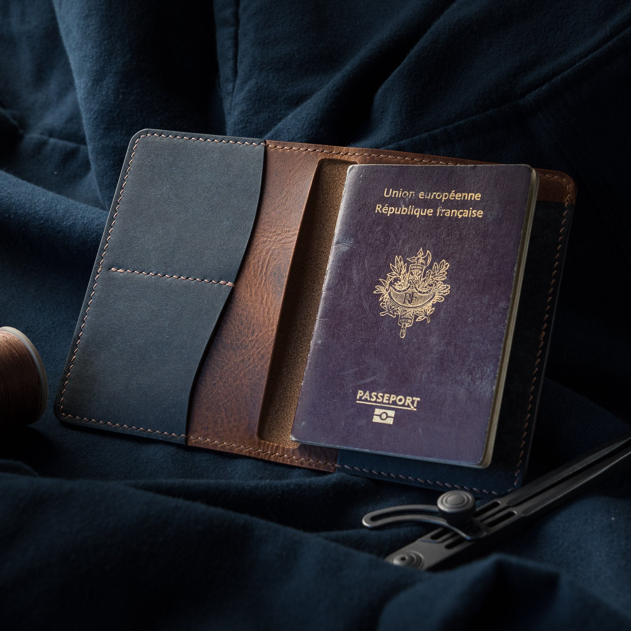 Astrolabe Passport Holder - Cognac Wax & Marine Pueblo